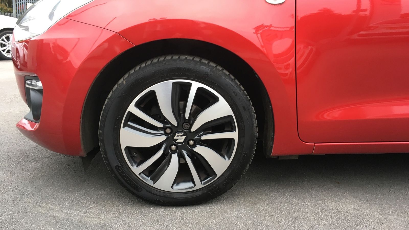 Suzuki Swift 1.2L SZ-T DualJet SHVS Hatchback 5dr Hybrid Manual Euro 6 (89 bhp) 5dr Manual 2025