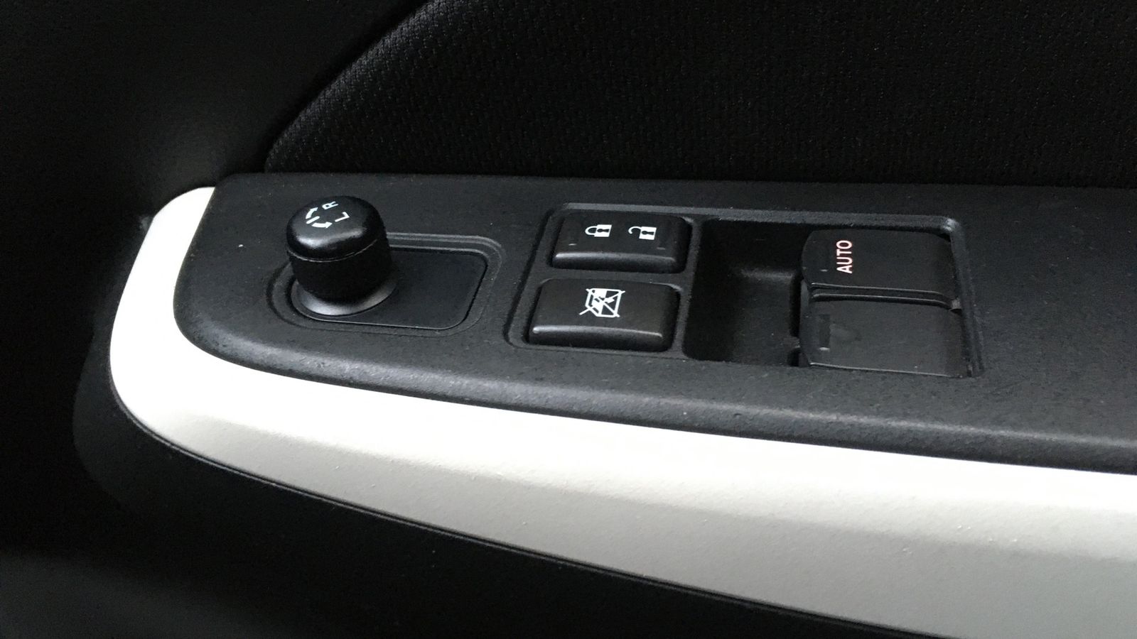 Suzuki Swift 1.2L SZ-T DualJet SHVS Hatchback 5dr Hybrid Manual Euro 6 (89 bhp) 5dr Manual 2025