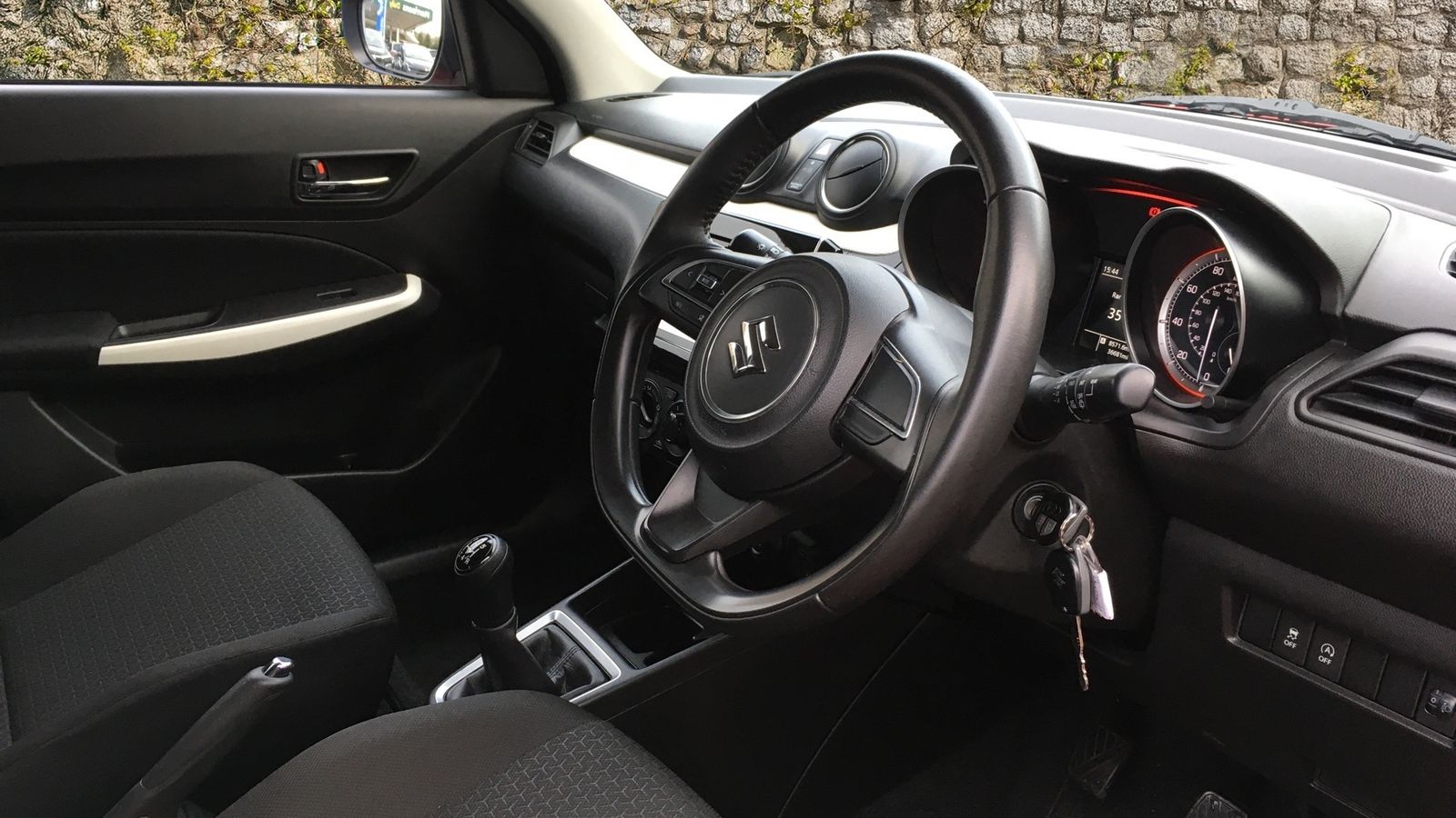 Suzuki Swift 1.2L SZ-T DualJet SHVS Hatchback 5dr Hybrid Manual Euro 6 (89 bhp) 5dr Manual 2025