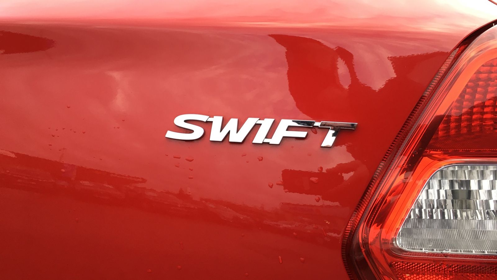 Suzuki Swift 1.2L SZ-T DualJet SHVS Hatchback 5dr Hybrid Manual Euro 6 (89 bhp) 5dr Manual 2025