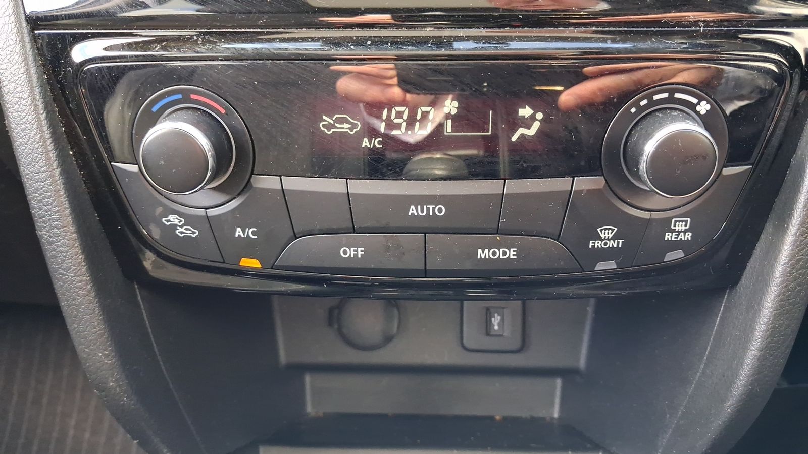 Suzuki Vitara 1.4 Boosterjet MHEV SZ5 SUV 5dr Petrol Hybrid Manual ALLGRIP Euro 6 (s/s) (129 ps) 5dr Manual 2026