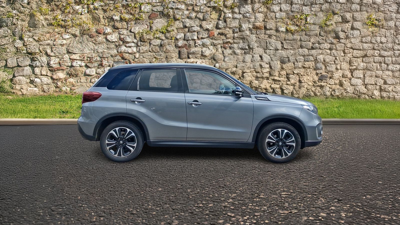 Suzuki Vitara 1.4 Boosterjet MHEV SZ5 SUV 5dr Petrol Hybrid Manual ALLGRIP Euro 6 (s/s) (129 ps) 5dr Manual 2026