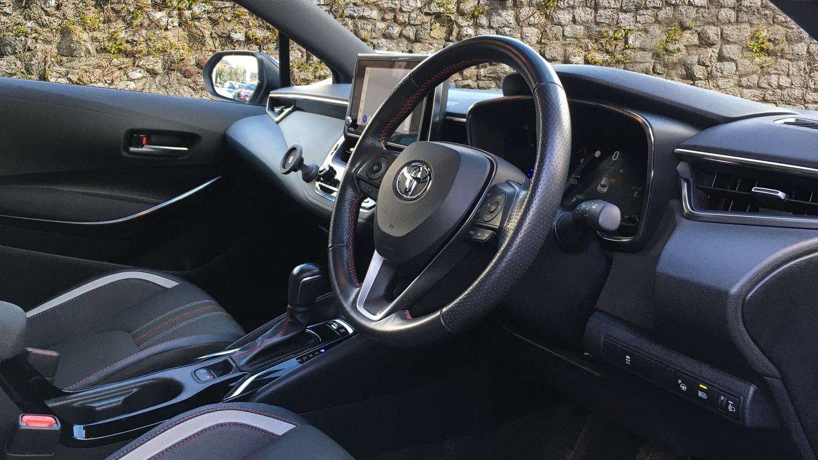 Toyota Corolla 1.8L GR Sport HEV CVT Hatchback 5dr Hybrid Automatic Euro 6 (121 bhp) 5dr Automatic 2025