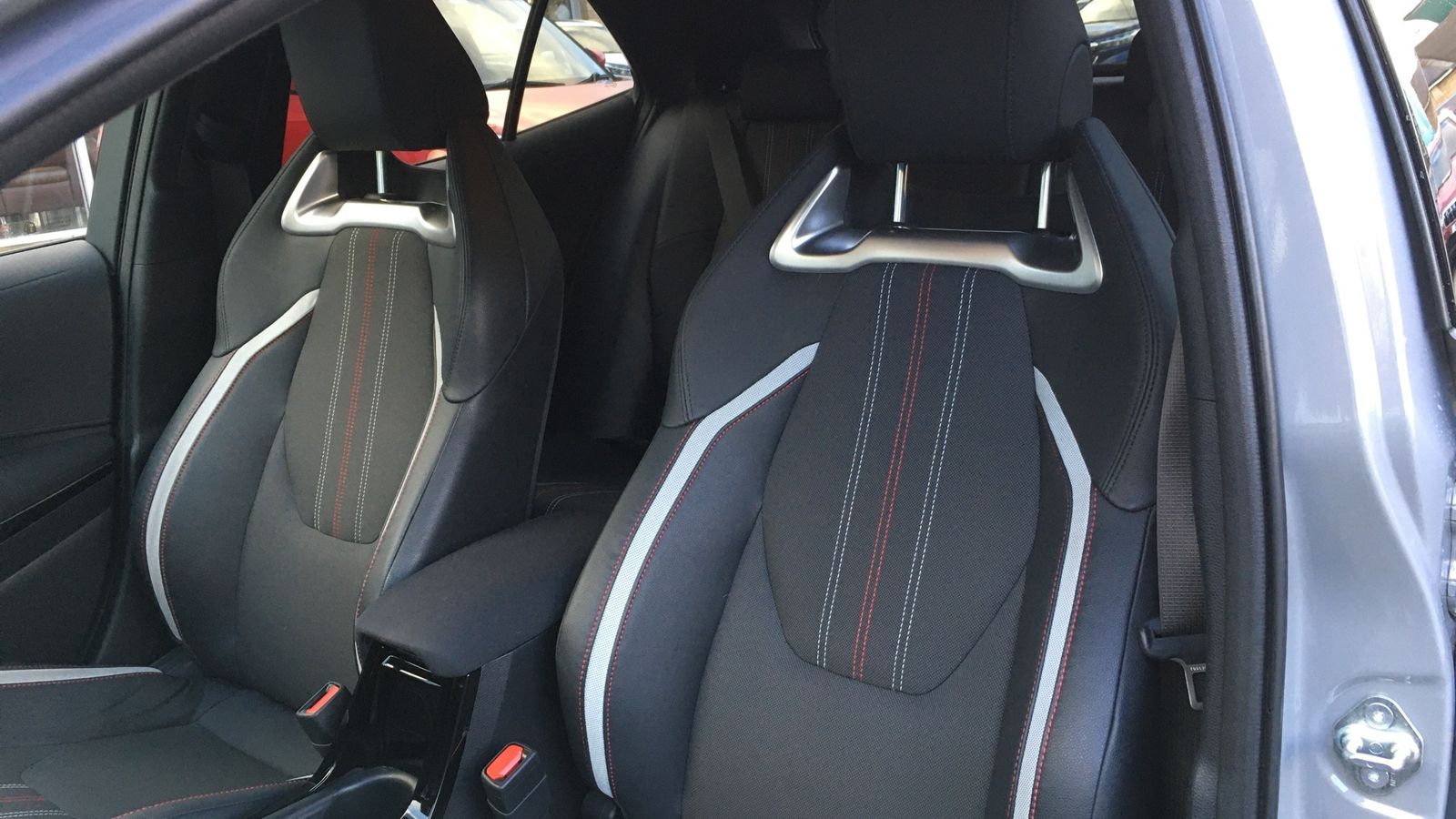 Toyota Corolla 1.8L GR Sport HEV CVT Hatchback 5dr Hybrid Automatic Euro 6 (121 bhp) 5dr Automatic 2025