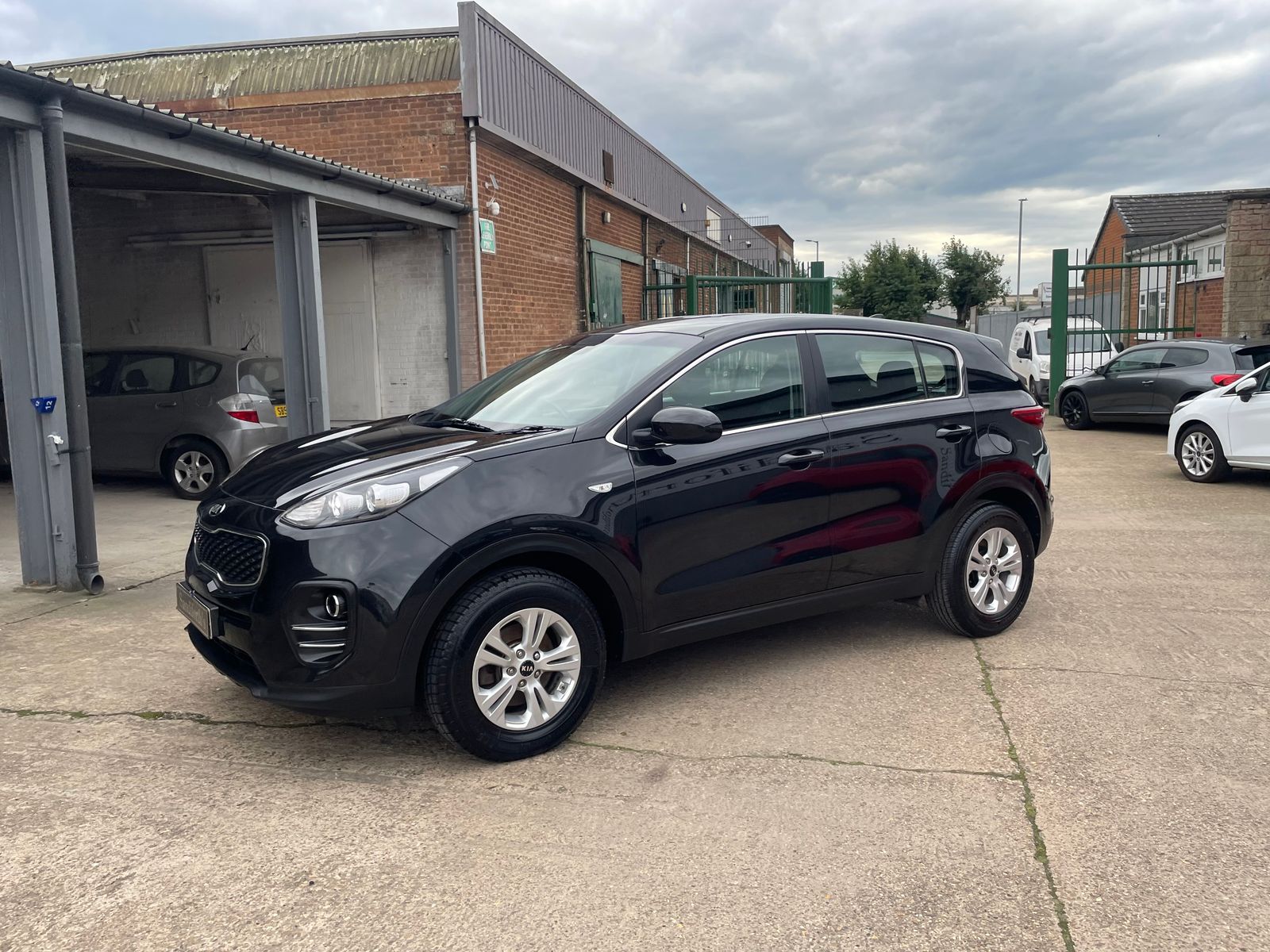 Kia Sportage 1.6 GDi 1 SUV 5dr Petrol Manual Euro 6 (s/s) (130 bhp) 1 Former Keeper From New,  5dr Manual 2017
