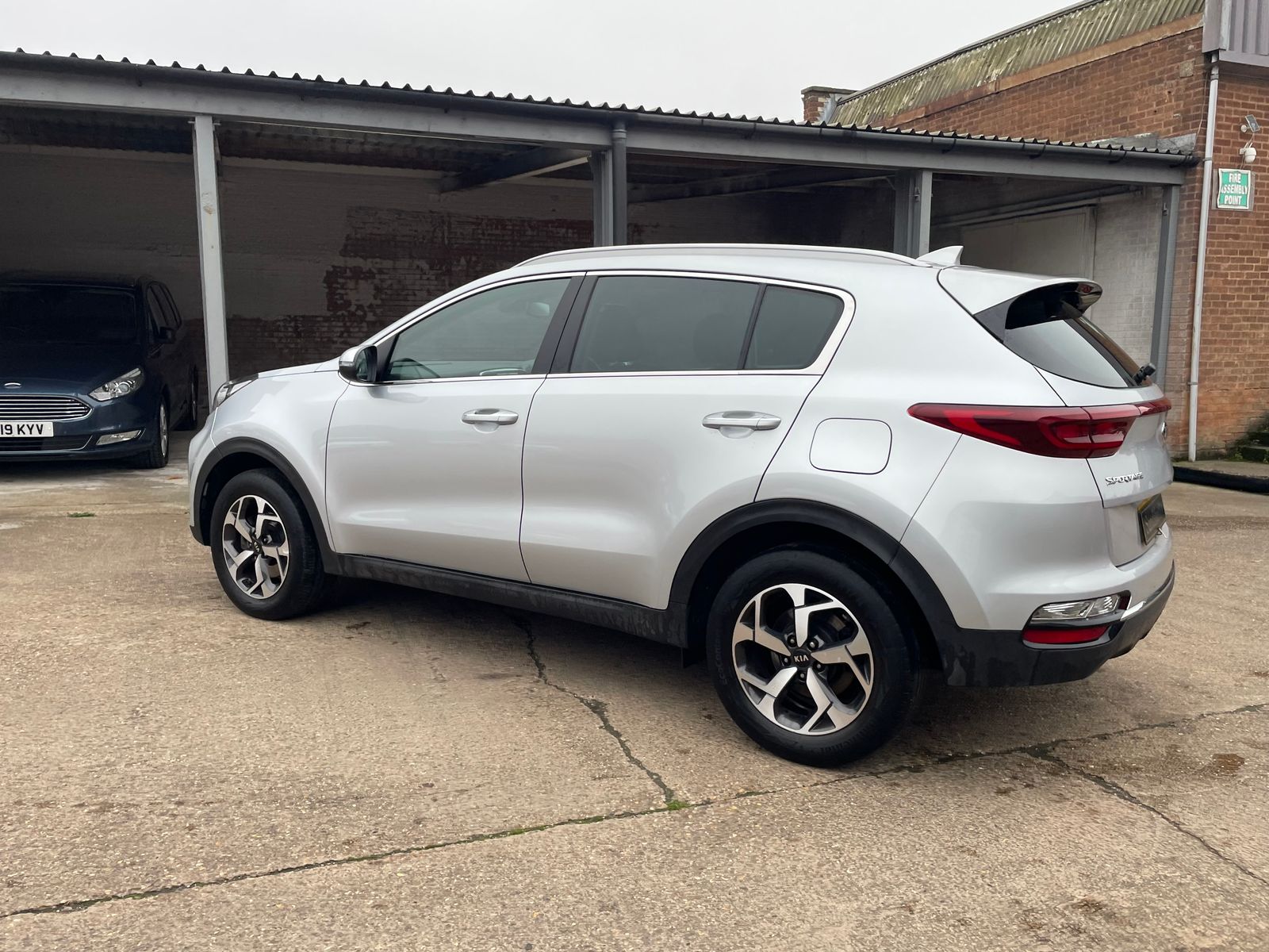 Kia Sportage 1.6 GDi 2 GPF SUV 5dr Petrol Manual Euro 6 (s/s) (130 bhp) 5dr Manual 2022