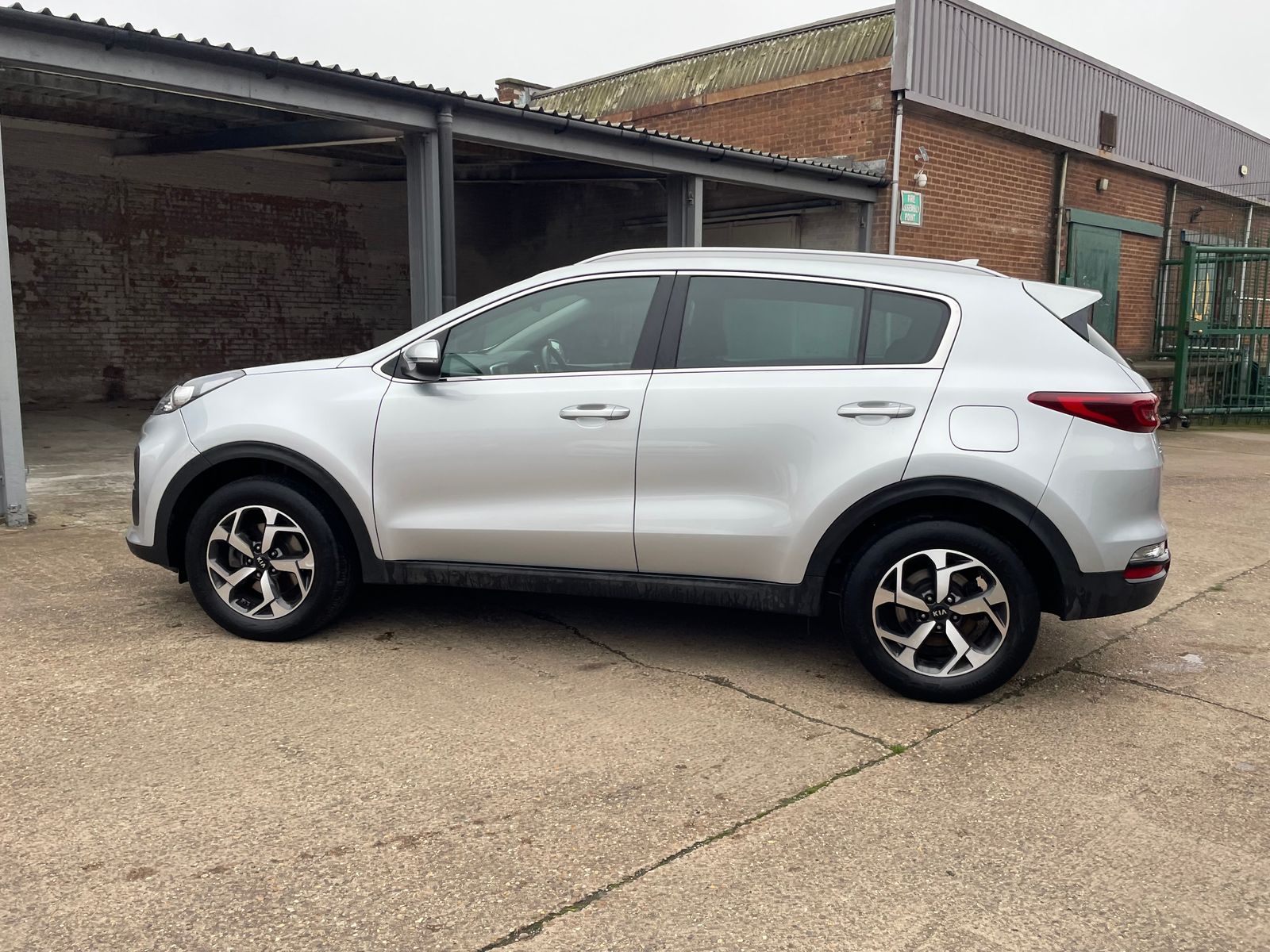 Kia Sportage 1.6 GDi 2 GPF SUV 5dr Petrol Manual Euro 6 (s/s) (130 bhp) 5dr Manual 2022