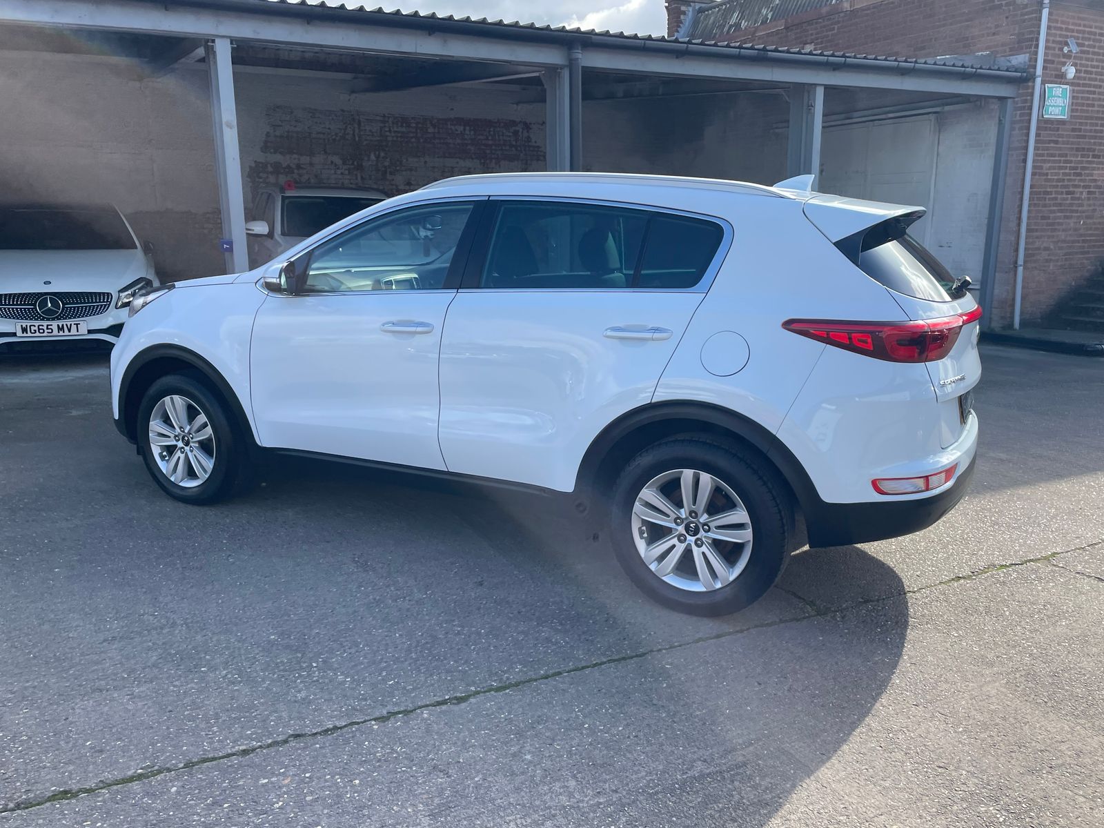 Kia Sportage 1.6 GDi 2 SUV 5dr Petrol Manual Euro 6 (s/s) (130 bhp) 5dr Manual 2017