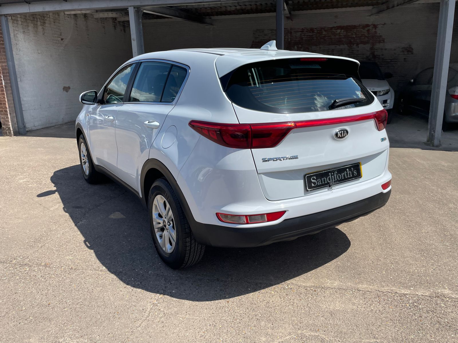 Kia Sportage 1.7 CRDi 1 SUV 5dr Diesel Manual Euro 6 (s/s) (114 bhp) 5dr Manual 2017