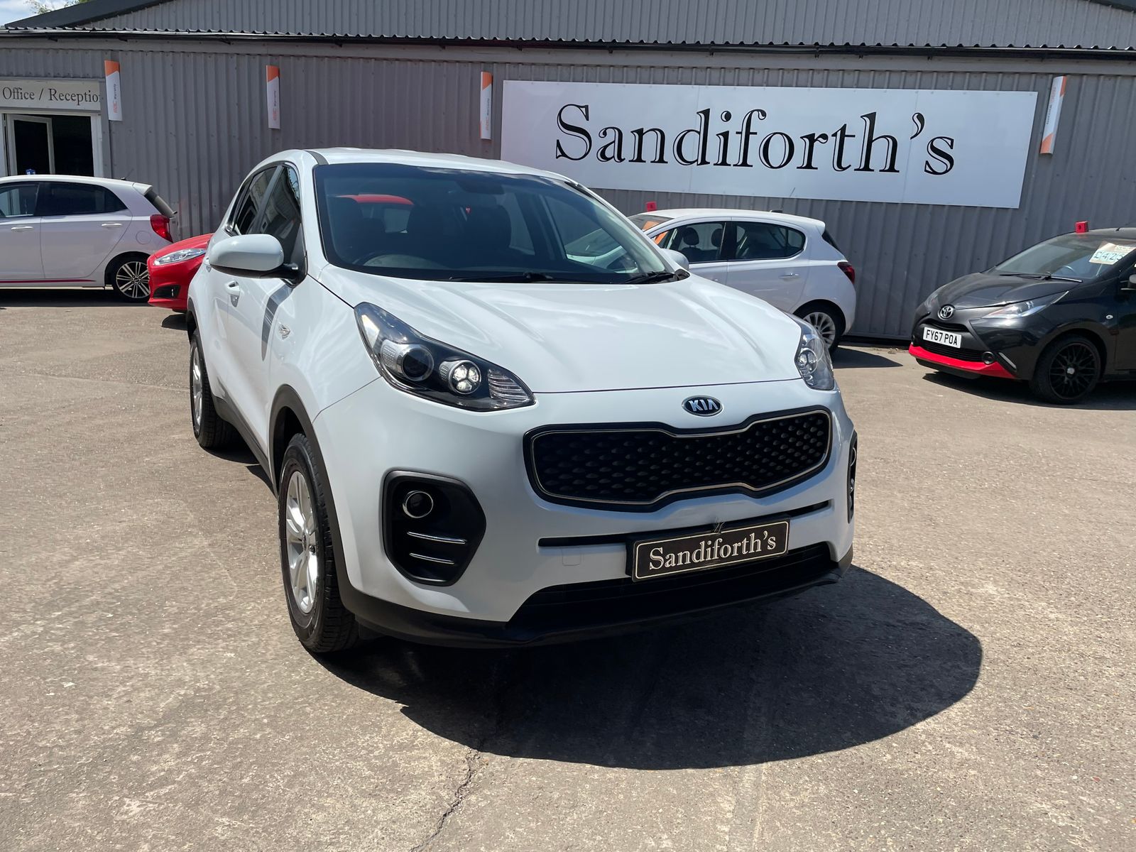 Kia Sportage 1.7 CRDi 1 SUV 5dr Diesel Manual Euro 6 (s/s) (114 bhp) 5dr Manual 2017