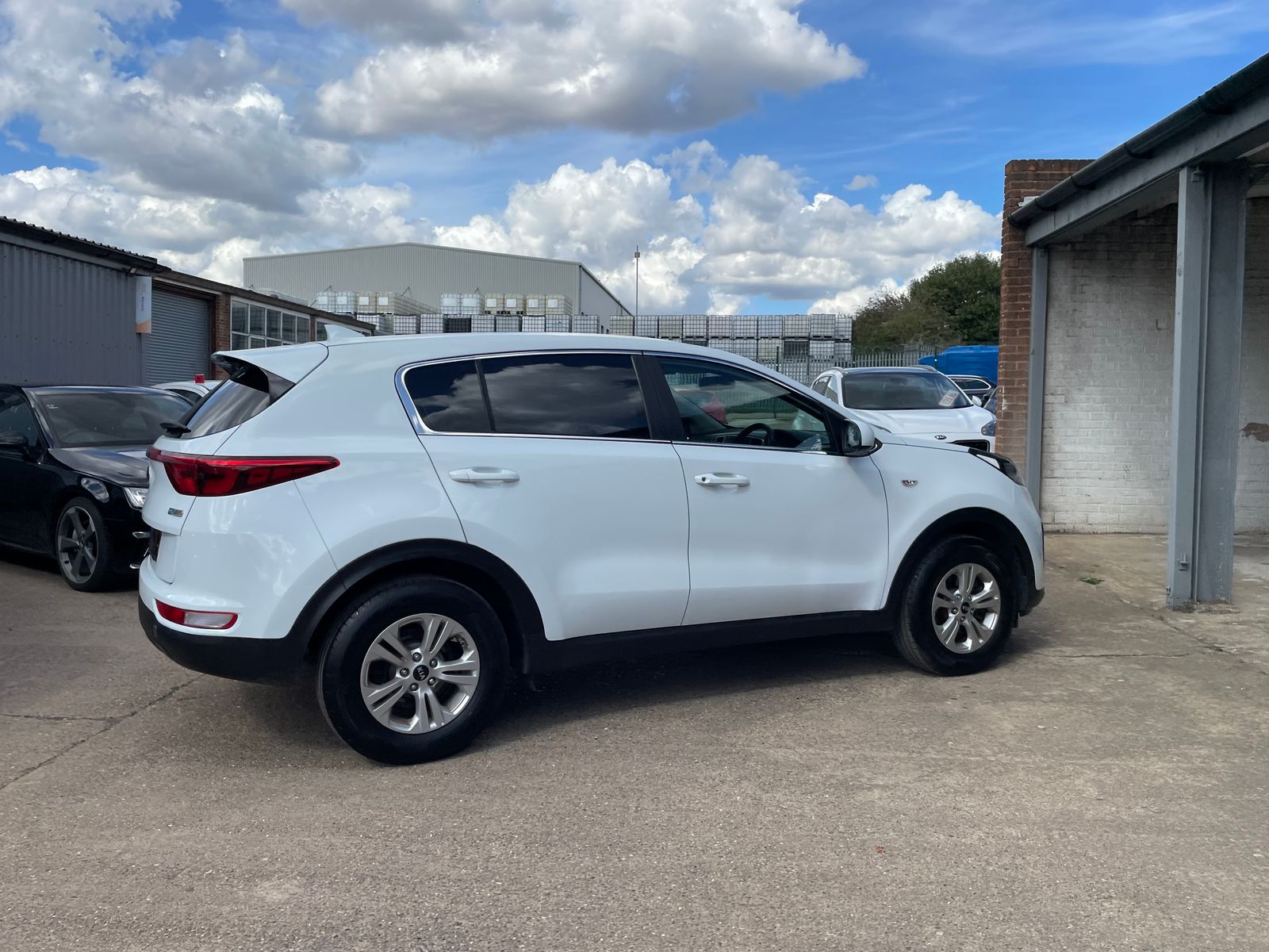 Kia Sportage 1.7 CRDi 1 SUV 5dr Diesel Manual Euro 6 (s/s) (114 bhp) 5dr Manual 2016