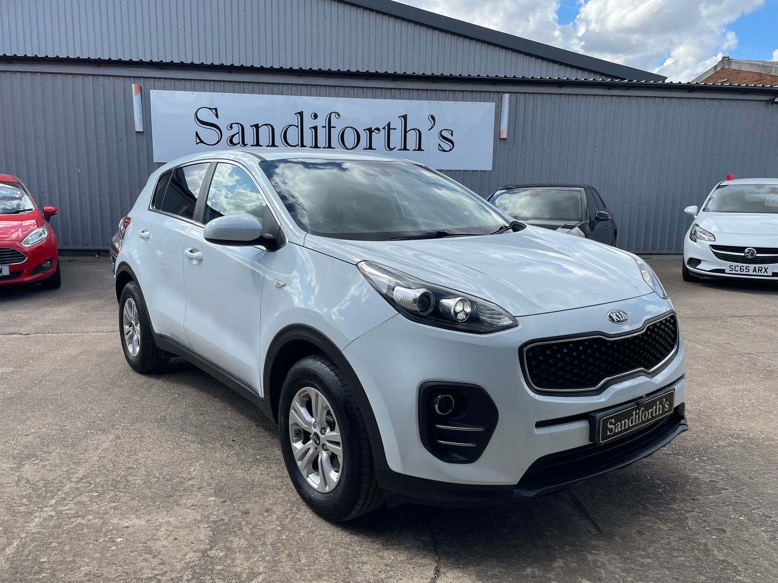 Kia Sportage 1.7 CRDi 1 SUV 5dr Diesel Manual Euro 6 (s/s) (114 bhp) 5dr Manual 2016