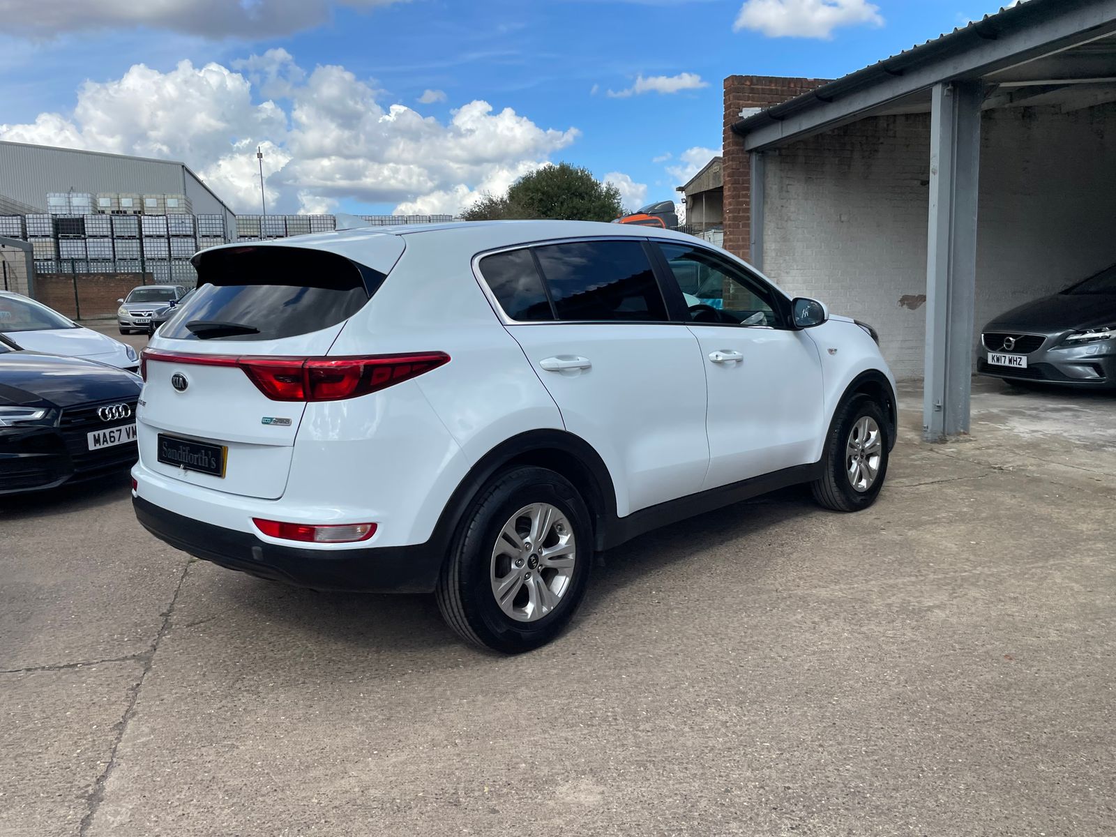 Kia Sportage 1.7 CRDi 1 SUV 5dr Diesel Manual Euro 6 (s/s) (114 bhp) 5dr Manual 2016