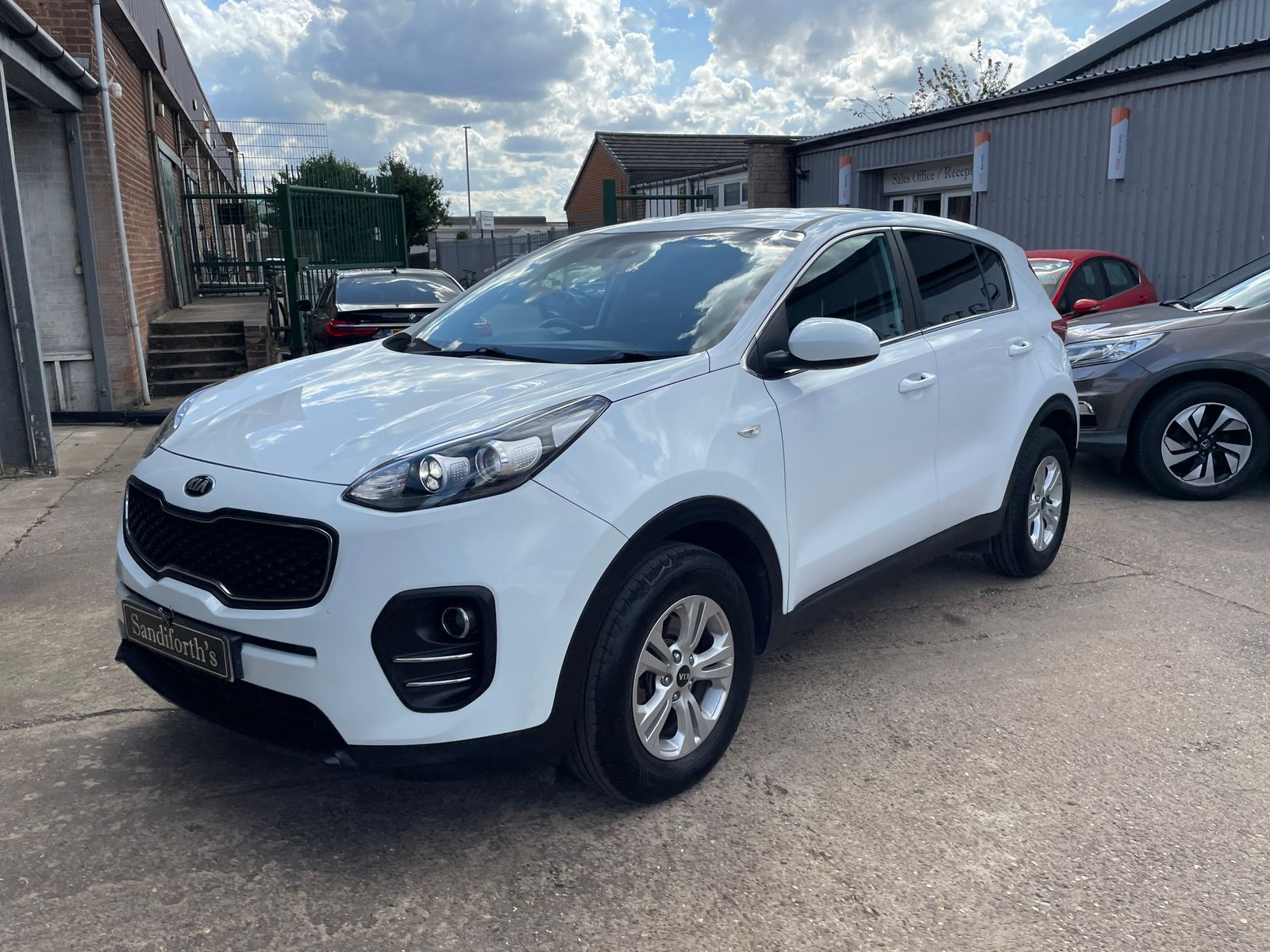 Kia Sportage 1.7 CRDi 1 SUV 5dr Diesel Manual Euro 6 (s/s) (114 bhp) 5dr Manual 2016