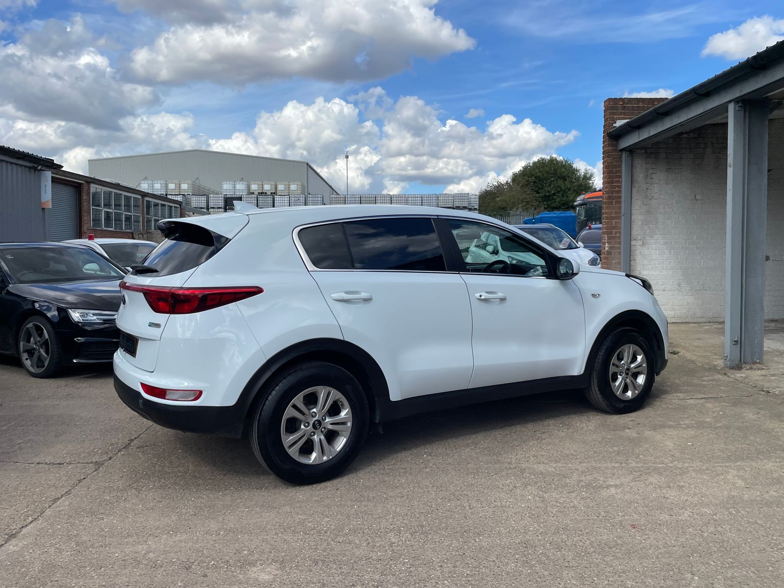 Kia Sportage 1.7 CRDi 1 SUV 5dr Diesel Manual Euro 6 (s/s) (114 bhp) 5dr Manual 2016