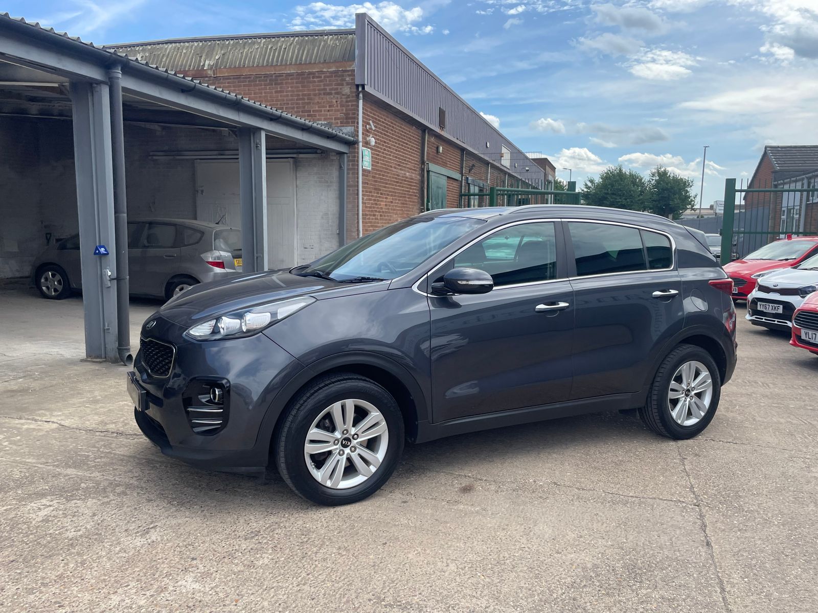 Kia Sportage 1.7 CRDi 2 SUV 5dr Diesel Manual Euro 6 (s/s) (114 bhp) 5dr Manual 2016