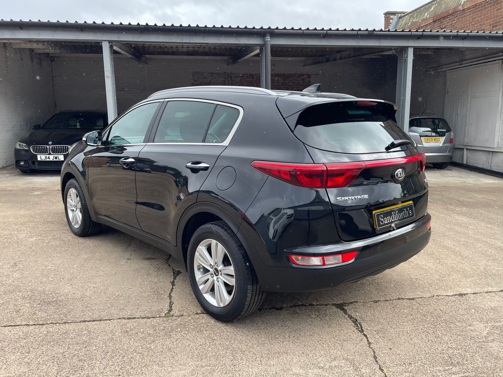 Kia Sportage 1.7 CRDi 2 SUV 5dr Diesel Manual Euro 6 (s/s) (114 bhp) 5dr Manual 2017
