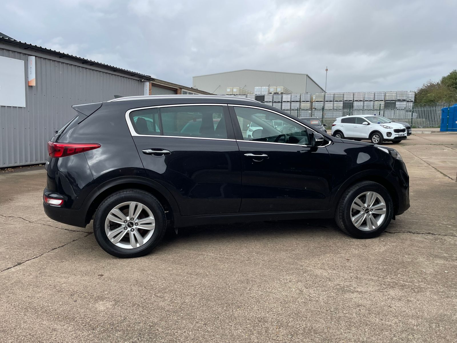 Kia Sportage 1.7 CRDi 2 SUV 5dr Diesel Manual Euro 6 (s/s) (114 bhp) 5dr Manual 2017