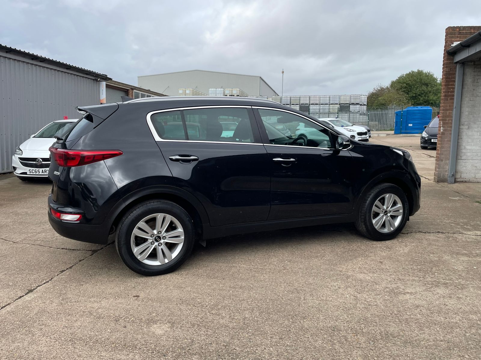 Kia Sportage 1.7 CRDi 2 SUV 5dr Diesel Manual Euro 6 (s/s) (114 bhp) 5dr Manual 2017