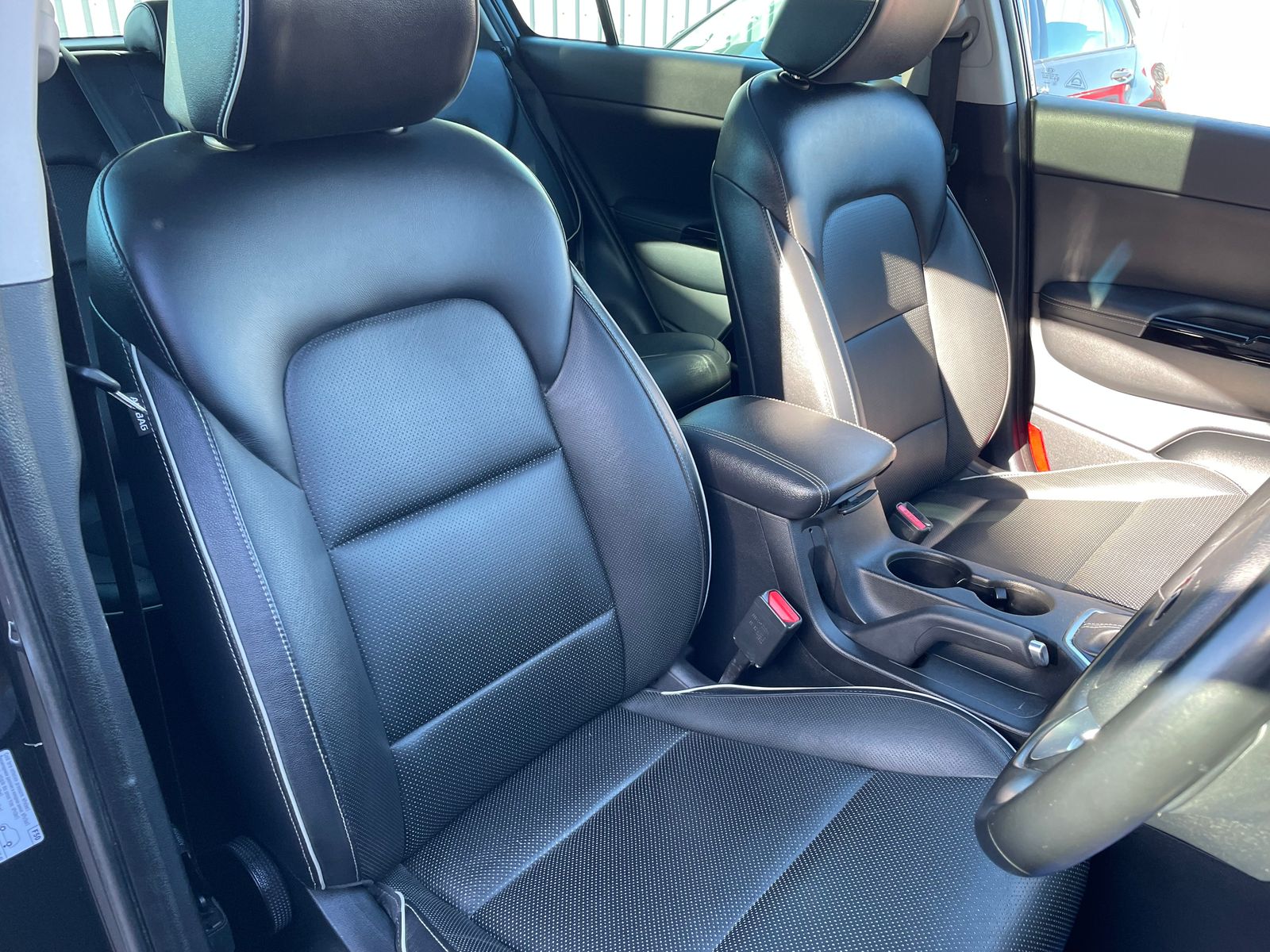 Kia Sportage 1.7 CRDi 3 SUV 5dr Diesel DCT Euro 6 (s/s) (139 bhp) 5dr Automatic 2017