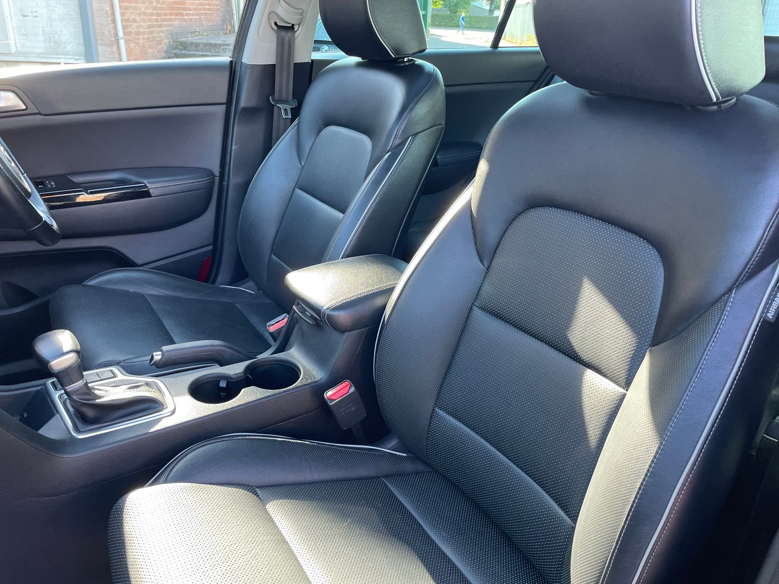 Kia Sportage 1.7 CRDi 3 SUV 5dr Diesel DCT Euro 6 (s/s) (139 bhp) 5dr Automatic 2017