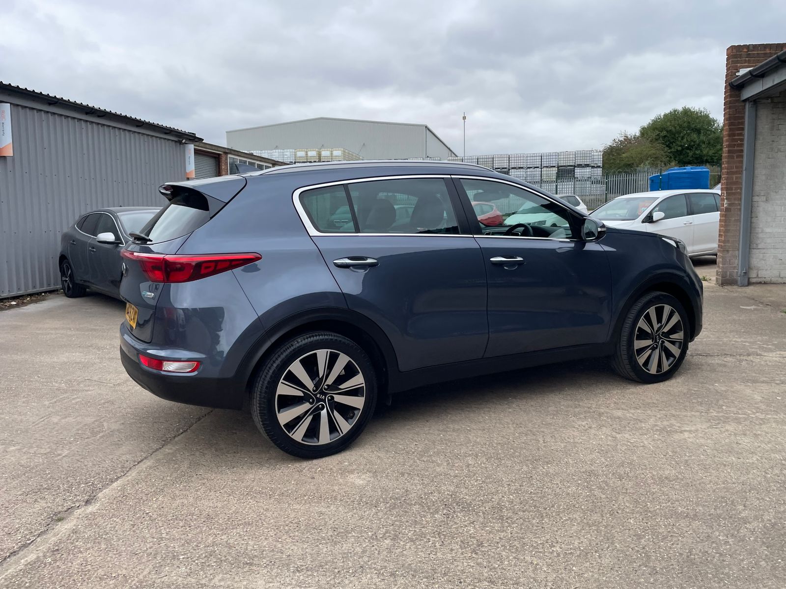 Kia Sportage 1.7 CRDi 3 SUV 5dr Diesel Manual Euro 6 (s/s) (114 bhp) 5dr Manual 2016