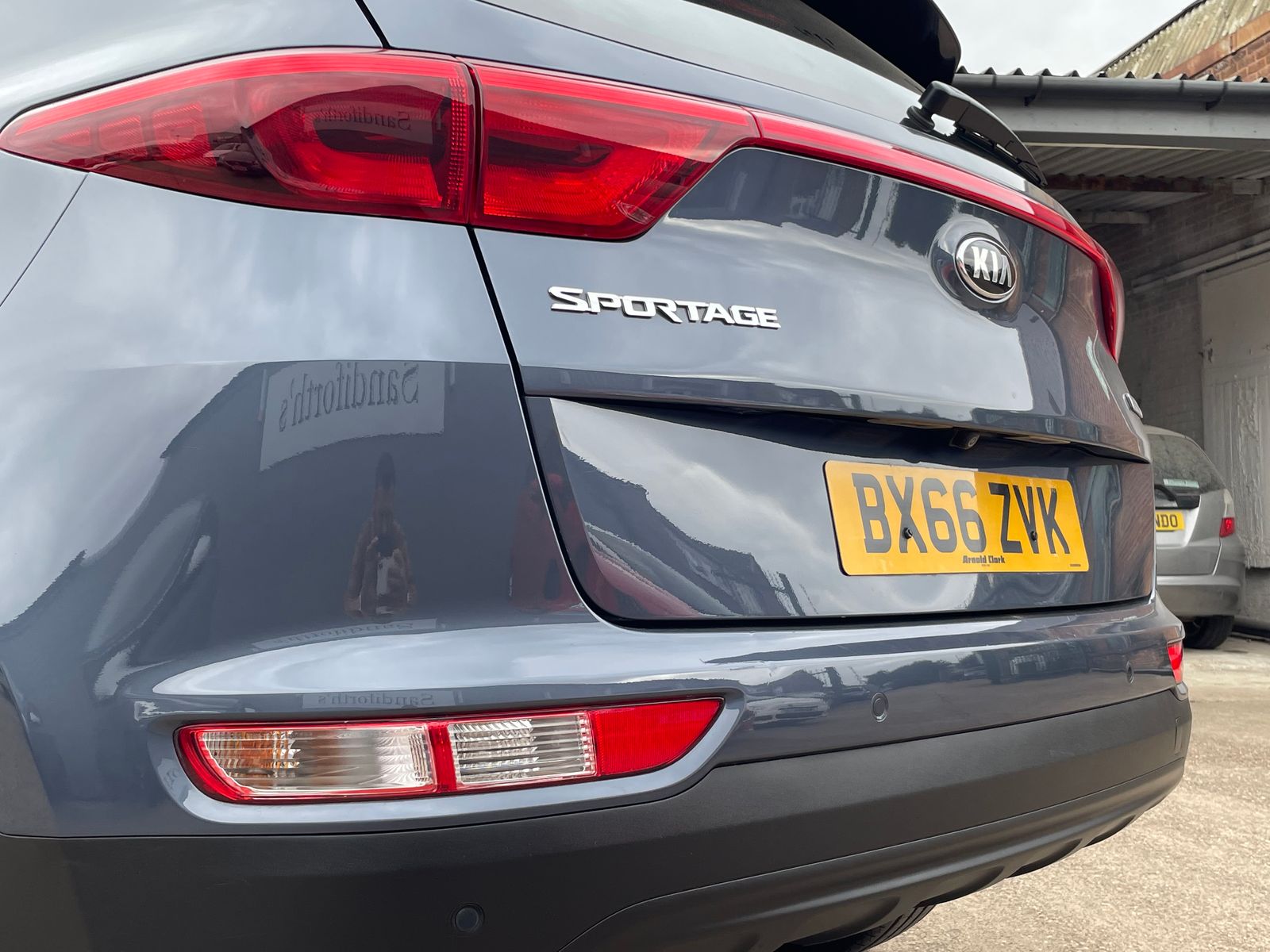 Kia Sportage 1.7 CRDi 3 SUV 5dr Diesel Manual Euro 6 (s/s) (114 bhp) 5dr Manual 2016