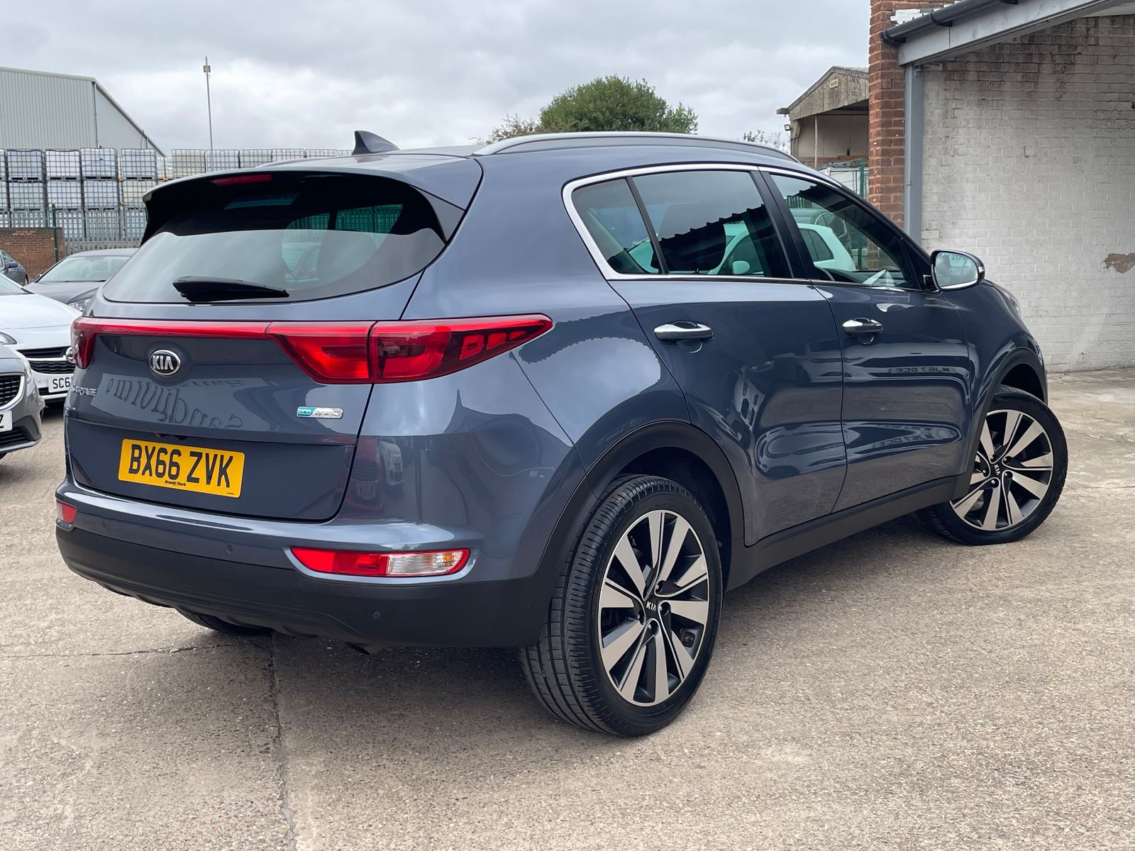 Kia Sportage 1.7 CRDi 3 SUV 5dr Diesel Manual Euro 6 (s/s) (114 bhp) 5dr Manual 2016