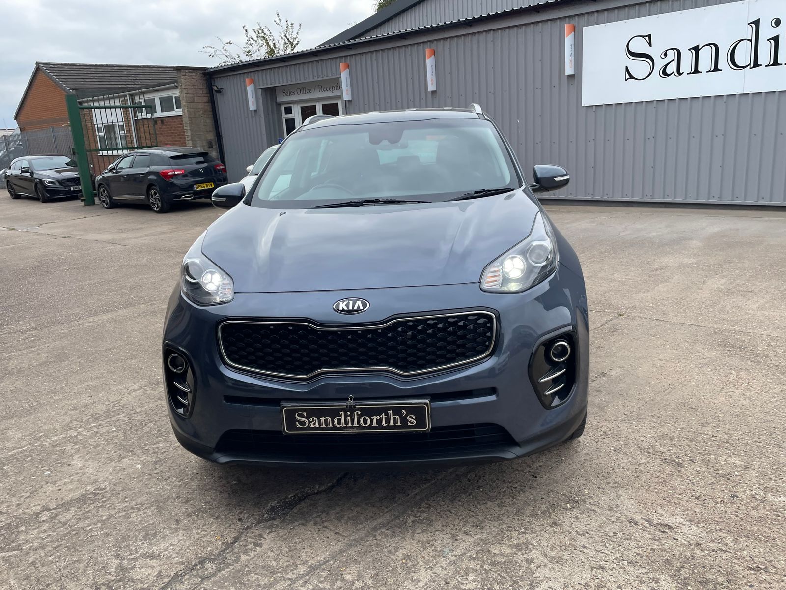 Kia Sportage 1.7 CRDi 3 SUV 5dr Diesel Manual Euro 6 (s/s) (114 bhp) 5dr Manual 2016