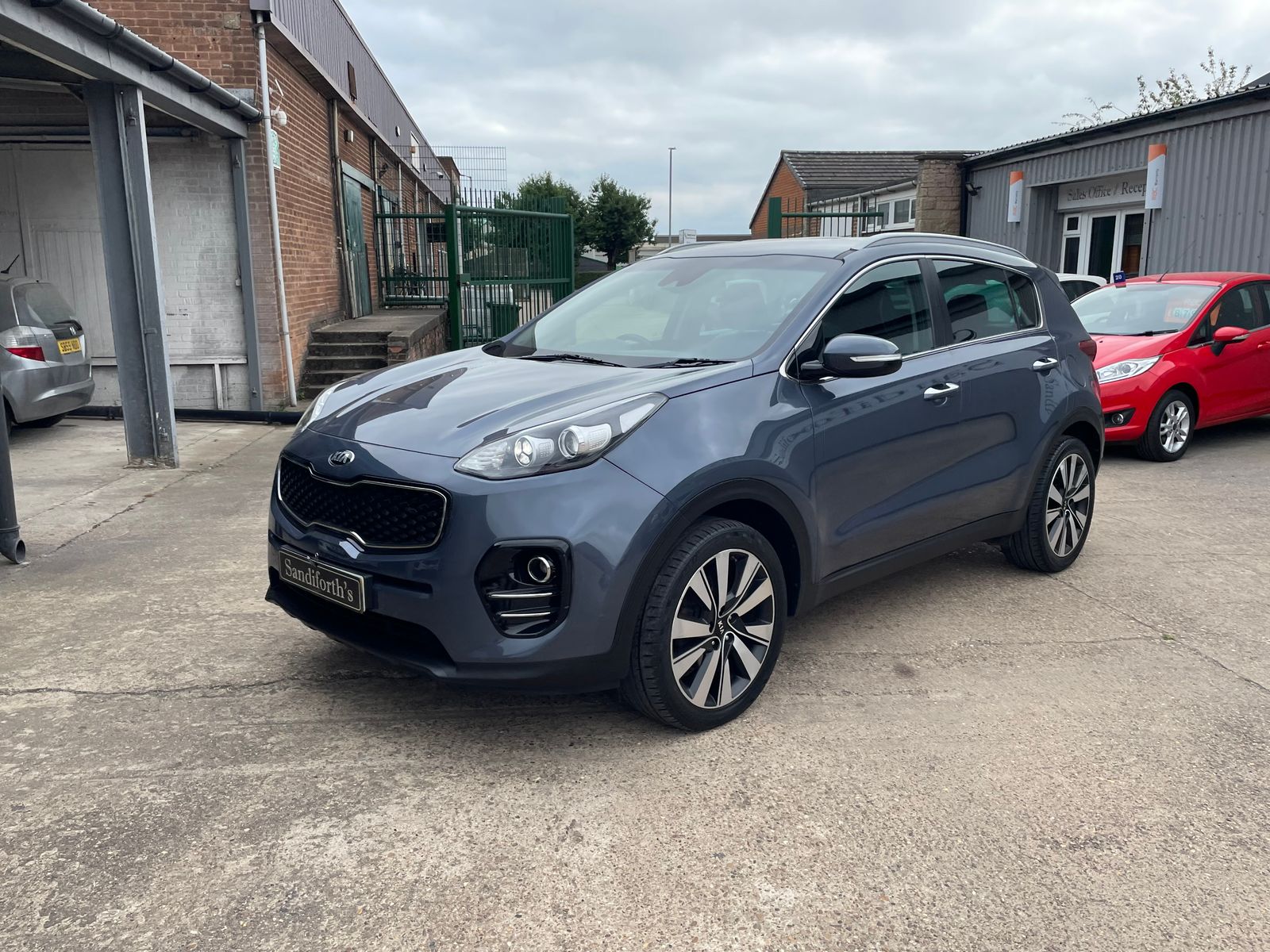 Kia Sportage 1.7 CRDi 3 SUV 5dr Diesel Manual Euro 6 (s/s) (114 bhp) 5dr Manual 2016