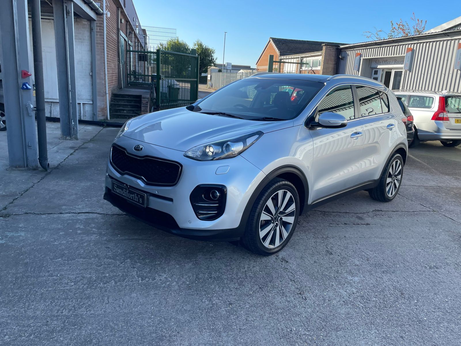 Kia Sportage 1.7 CRDi 4 SUV 5dr Diesel Manual Euro 6 (s/s) (114 bhp) 5dr Manual 2016
