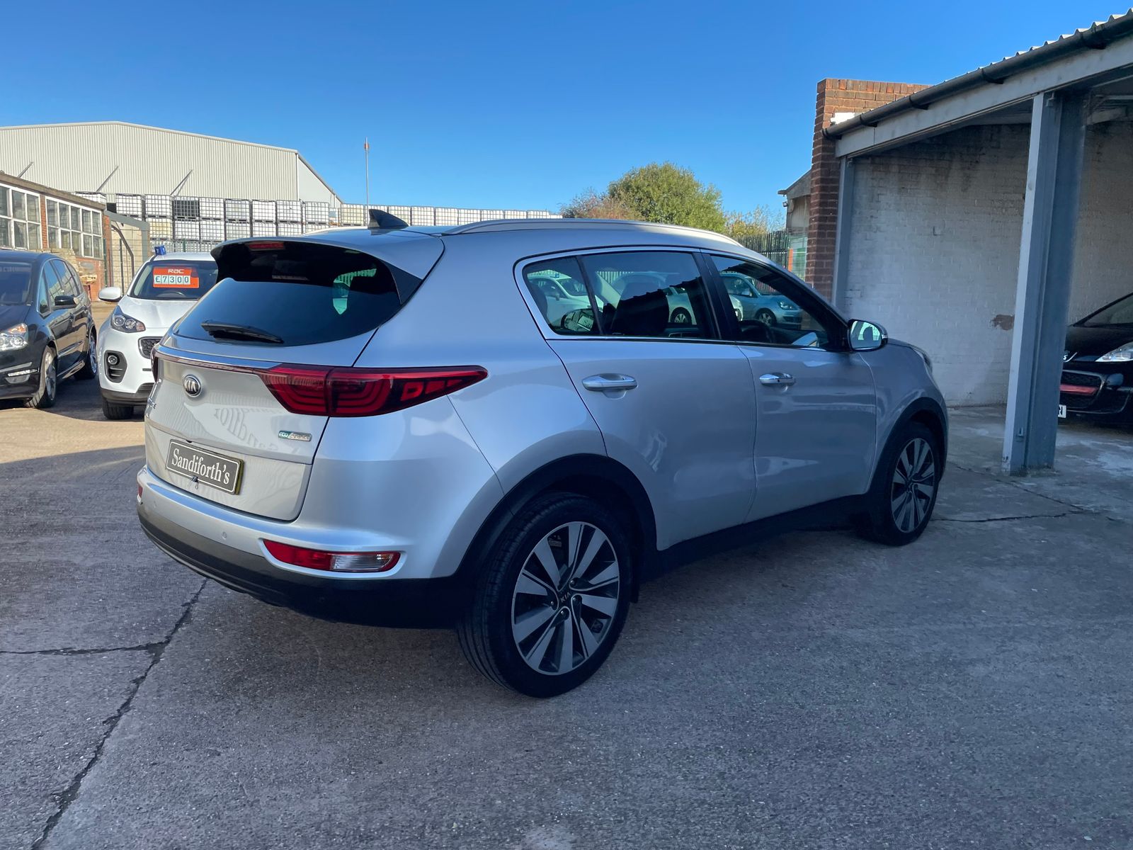 Kia Sportage 1.7 CRDi 4 SUV 5dr Diesel Manual Euro 6 (s/s) (114 bhp) 5dr Manual 2016