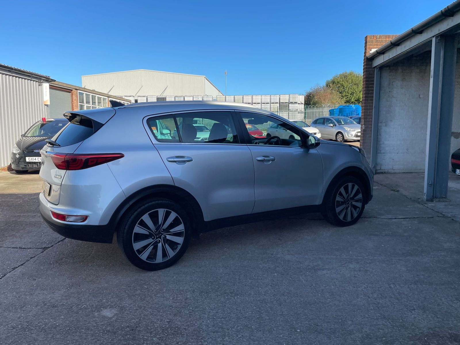 Kia Sportage 1.7 CRDi 4 SUV 5dr Diesel Manual Euro 6 (s/s) (114 bhp) 5dr Manual 2016