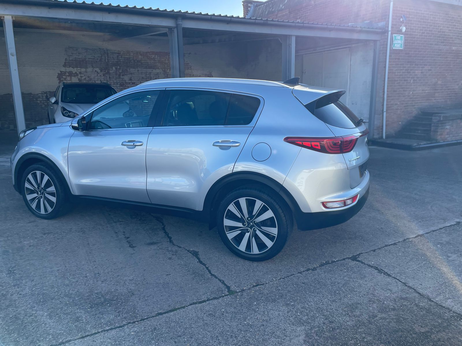 Kia Sportage 1.7 CRDi 4 SUV 5dr Diesel Manual Euro 6 (s/s) (114 bhp) 5dr Manual 2016