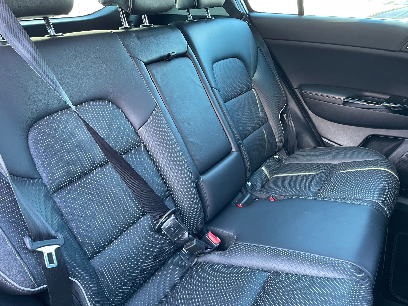 Kia Sportage 1.7 CRDi 4 SUV 5dr Diesel Manual Euro 6 (s/s) (114 bhp) 5dr Manual 2016