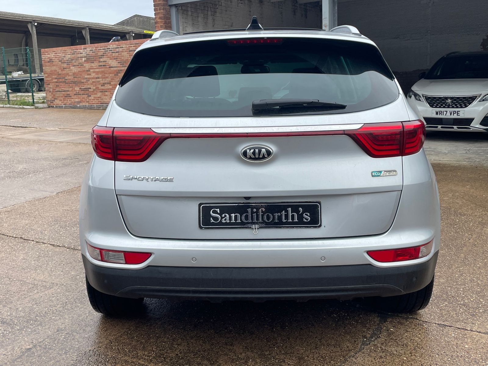 Kia Sportage 1.7 CRDi 4 SUV 5dr Diesel Manual Euro 6 (s/s) (114 bhp) 5dr Manual 2016
