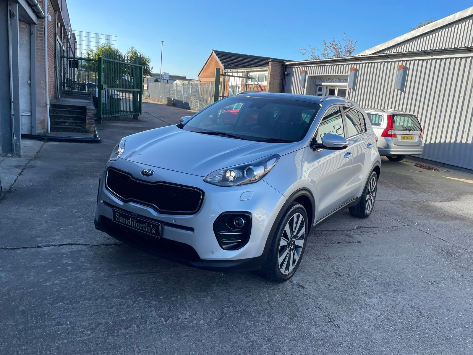 Kia Sportage 1.7 CRDi 4 SUV 5dr Diesel Manual Euro 6 (s/s) (114 bhp) 5dr Manual 2016