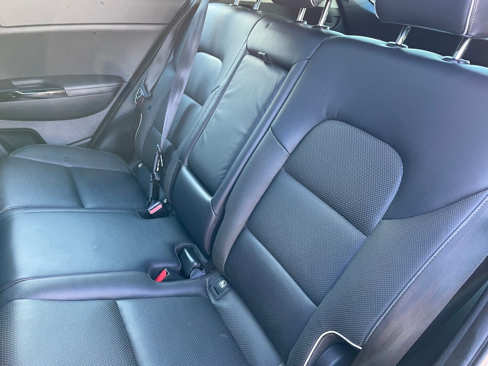 Kia Sportage 1.7 CRDi 4 SUV 5dr Diesel Manual Euro 6 (s/s) (114 bhp) 5dr Manual 2016