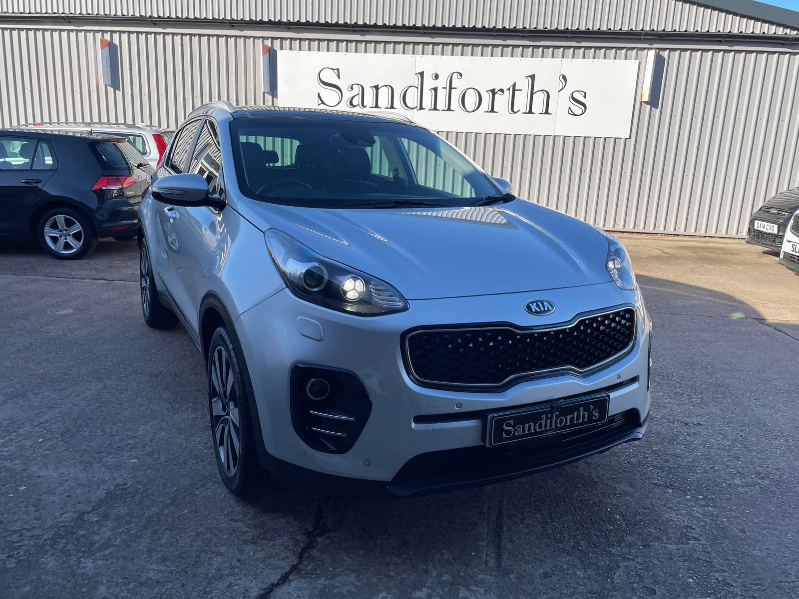 Kia Sportage 1.7 CRDi 4 SUV 5dr Diesel Manual Euro 6 (s/s) (114 bhp) 5dr Manual 2016