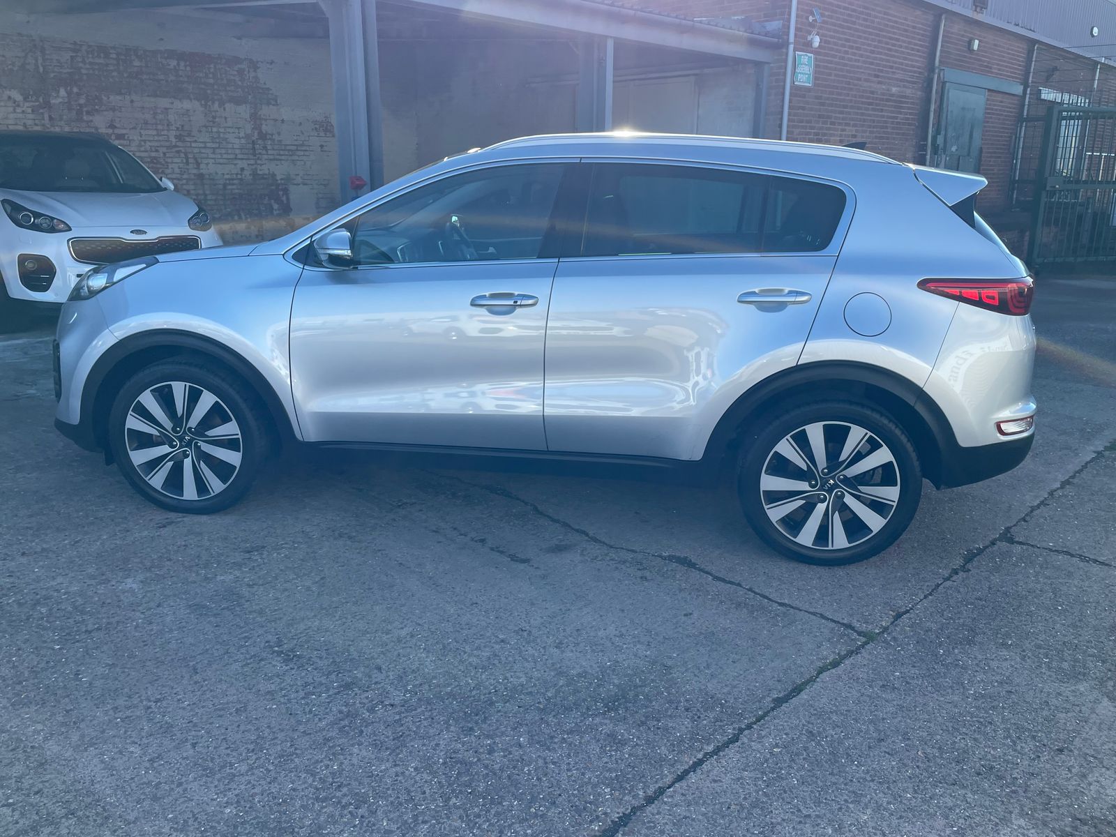 Kia Sportage 1.7 CRDi 4 SUV 5dr Diesel Manual Euro 6 (s/s) (114 bhp) 5dr Manual 2016