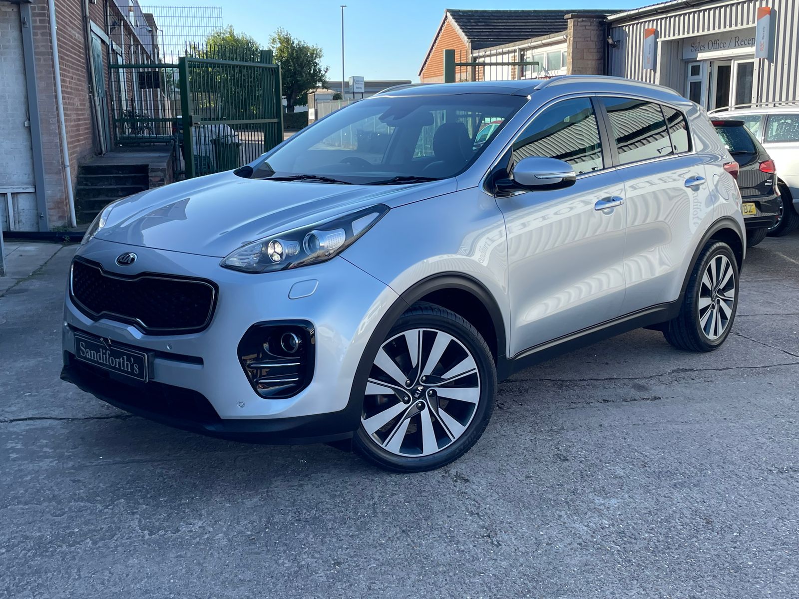 Kia Sportage 1.7 CRDi 4 SUV 5dr Diesel Manual Euro 6 (s/s) (114 bhp) 5dr Manual 2016