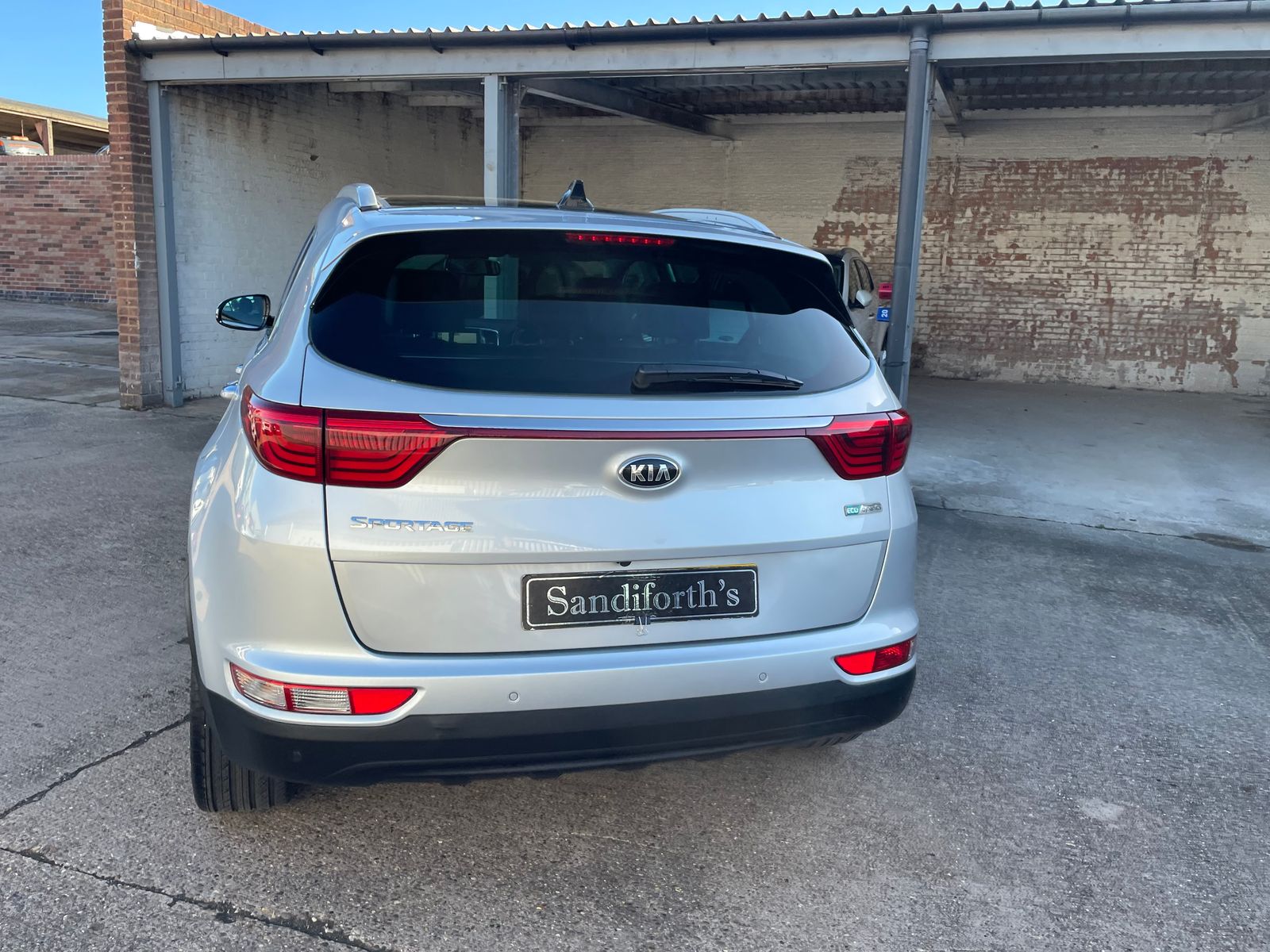 Kia Sportage 1.7 CRDi 4 SUV 5dr Diesel Manual Euro 6 (s/s) (114 bhp) 5dr Manual 2016