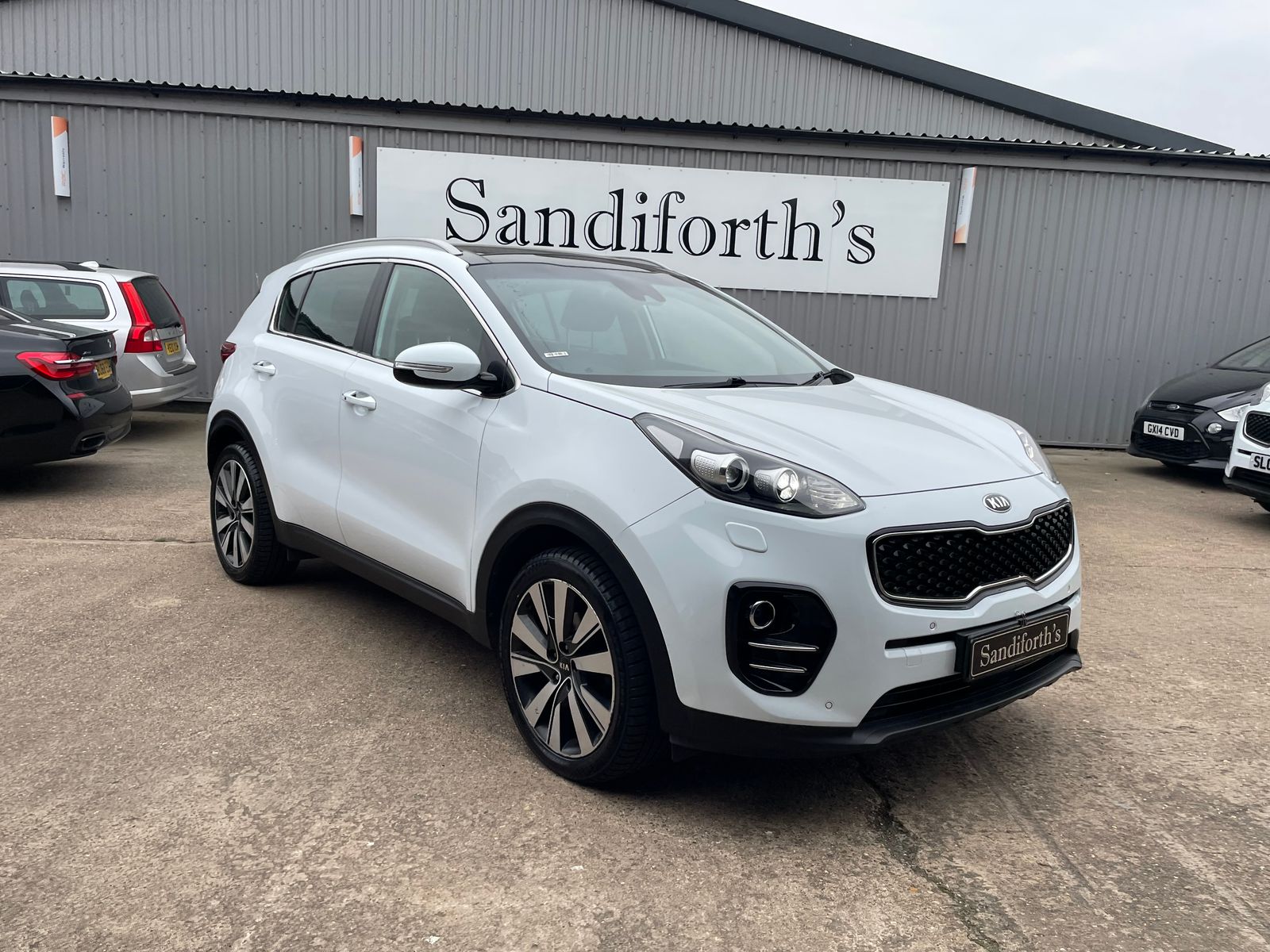 Kia Sportage 1.7 CRDi 4 SUV 5dr Diesel Manual Euro 6 (s/s) (114 bhp) 5dr Manual 2017