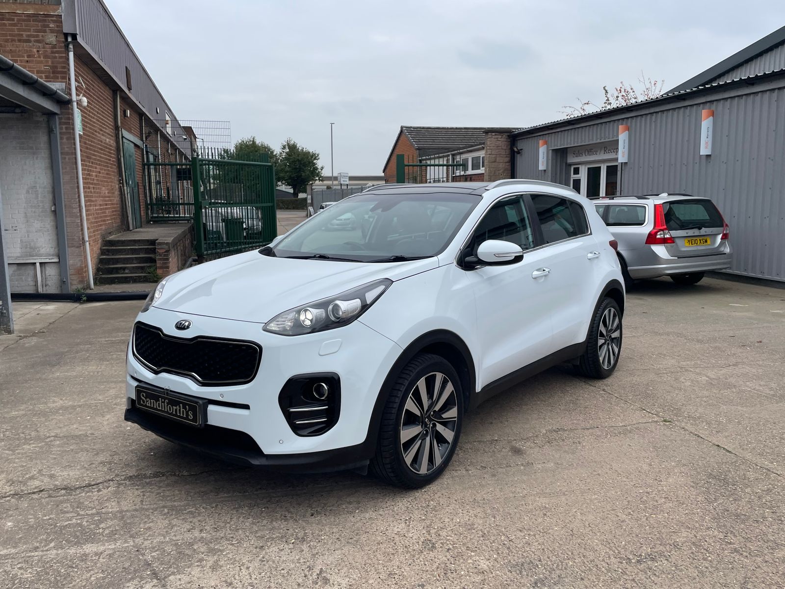 Kia Sportage 1.7 CRDi 4 SUV 5dr Diesel Manual Euro 6 (s/s) (114 bhp) 5dr Manual 2017