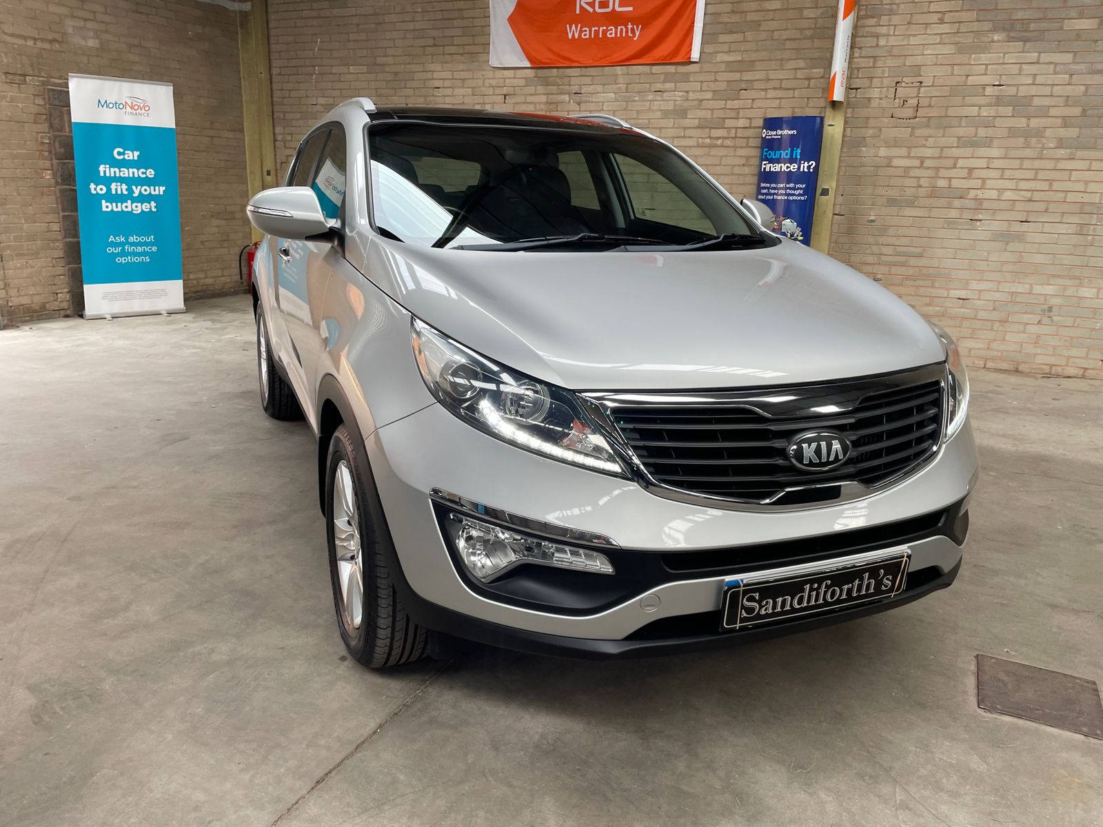 Kia Sportage 1.7 CRDi EcoDynamics 2 SUV 5dr Diesel Manual 2WD Euro 5 (s/s) (114 bhp) PAN ROOF,  5dr Manual 2013