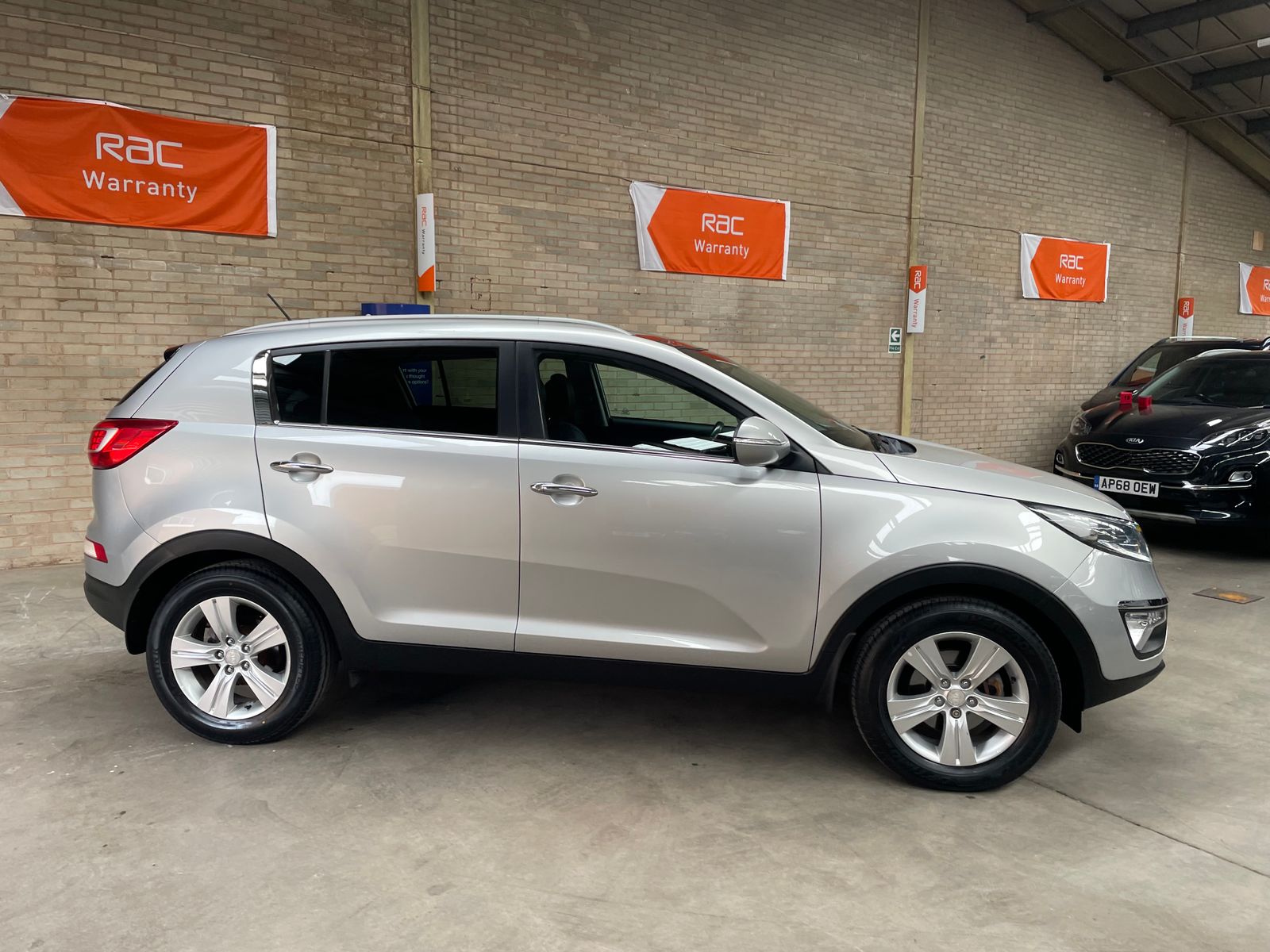 Kia Sportage 1.7 CRDi EcoDynamics 2 SUV 5dr Diesel Manual 2WD Euro 5 (s/s) (114 bhp) PAN ROOF,  5dr Manual 2013