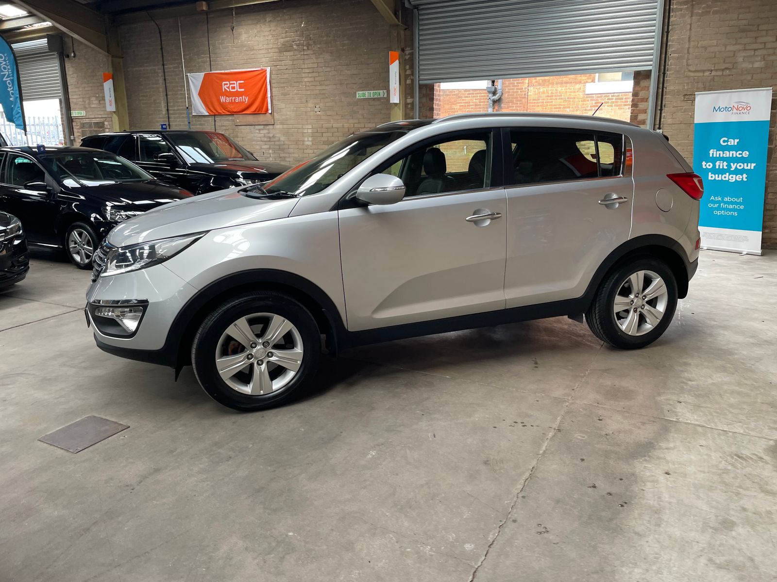 Kia Sportage 1.7 CRDi EcoDynamics 2 SUV 5dr Diesel Manual 2WD Euro 5 (s/s) (114 bhp) PAN ROOF,  5dr Manual 2013