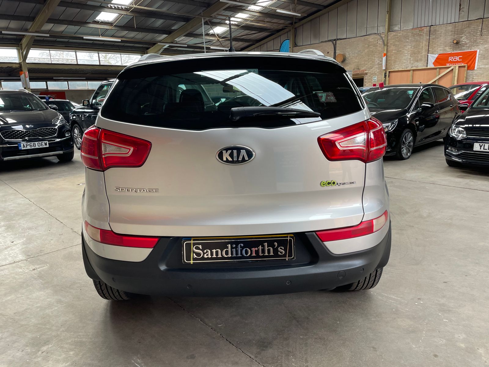 Kia Sportage 1.7 CRDi EcoDynamics 2 SUV 5dr Diesel Manual 2WD Euro 5 (s/s) (114 bhp) PAN ROOF,  5dr Manual 2013