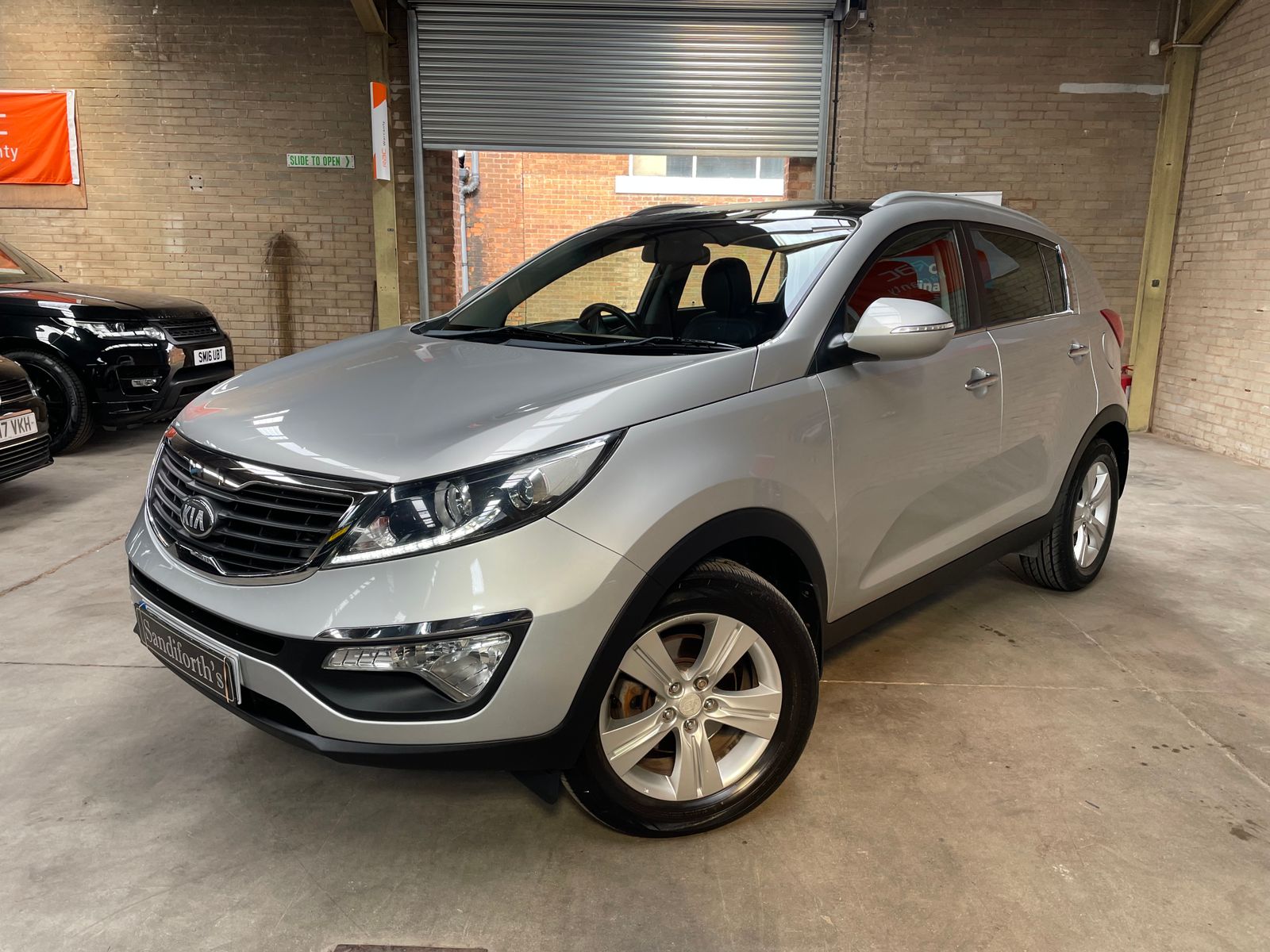 Kia Sportage 1.7 CRDi EcoDynamics 2 SUV 5dr Diesel Manual 2WD Euro 5 (s/s) (114 bhp) PAN ROOF,  5dr Manual 2013