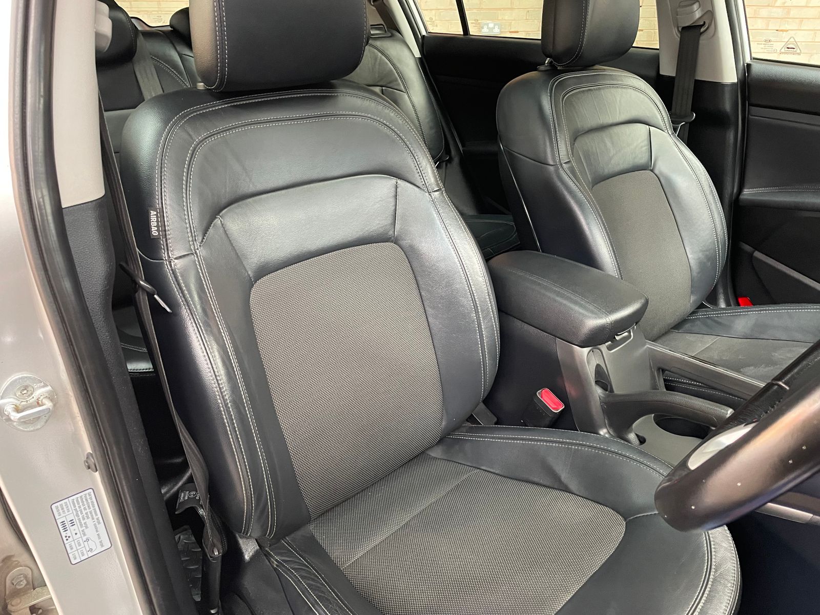 Kia Sportage 1.7 CRDi EcoDynamics 2 SUV 5dr Diesel Manual 2WD Euro 5 (s/s) (114 bhp) PAN ROOF,  5dr Manual 2013